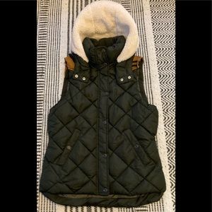 H&M black& brown puffer vest 6 New